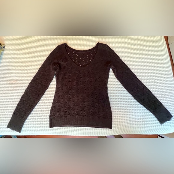 Abercrombie and Fitch sweater with cute diamond pattern. Very soft. - Picture 3 of 9